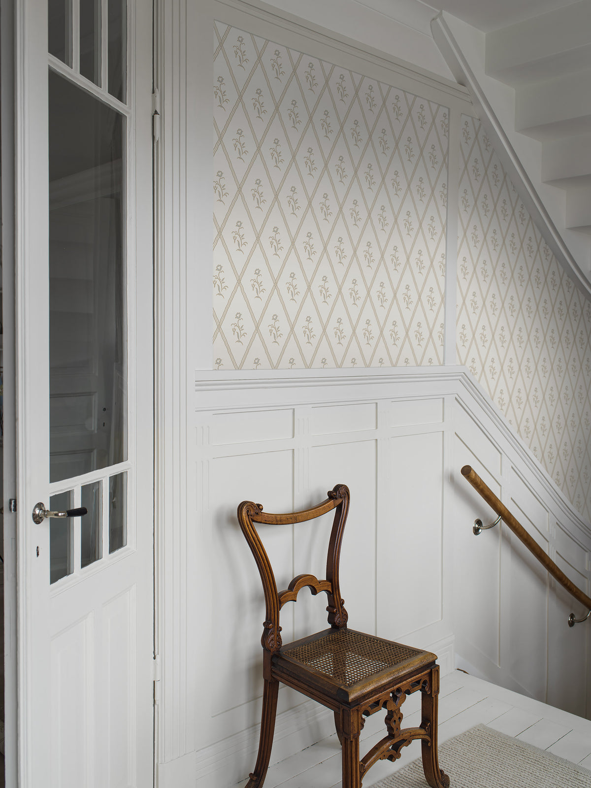 Signe - Roomshot Hallway 2