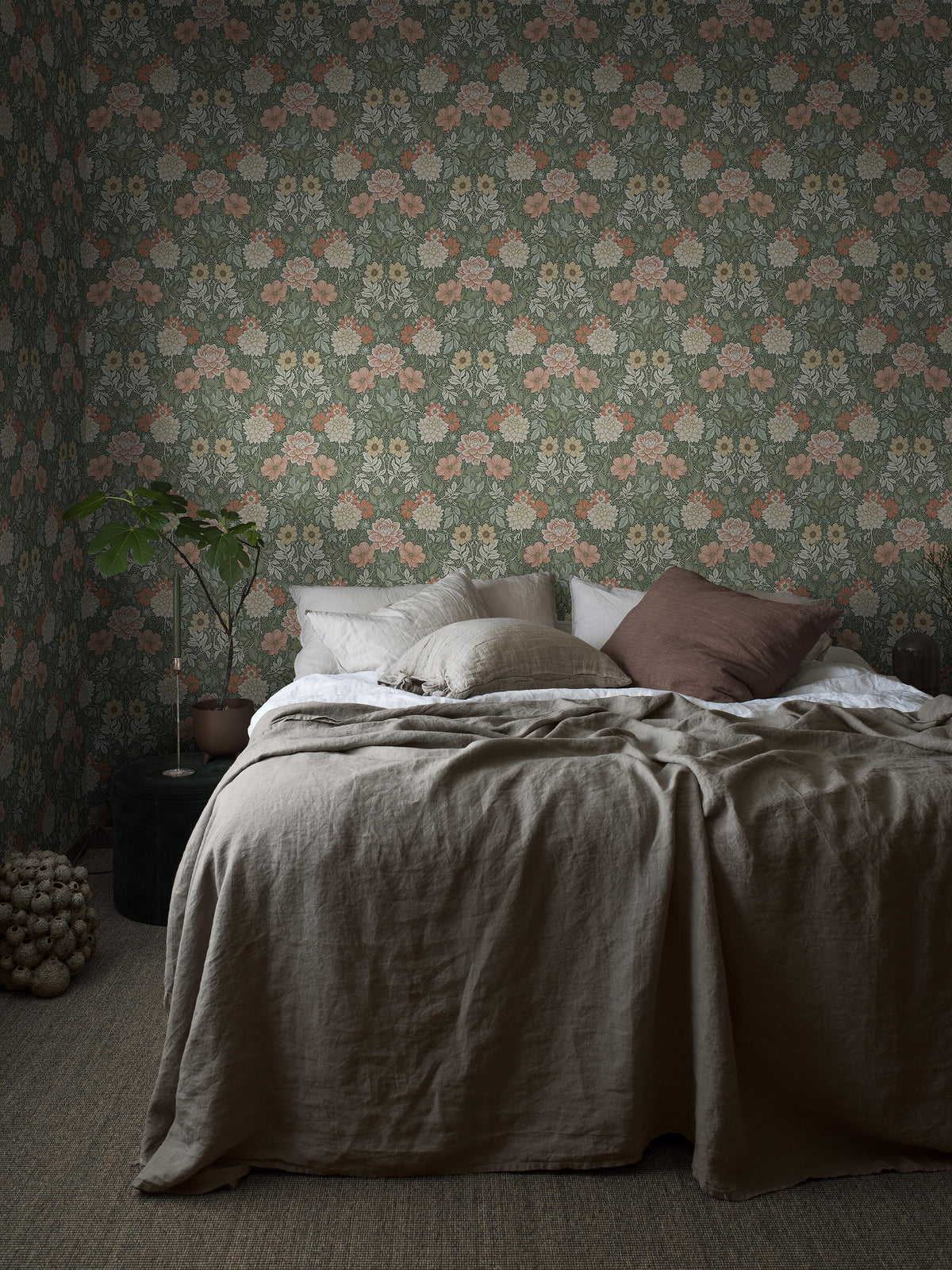 Dahlia Garden - Bedroom Roomshot