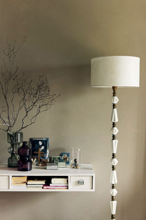 Farrow & Ball Light Gray lifestyle photo