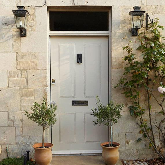 Farrow & Ball Stony Ground lifestyle photo