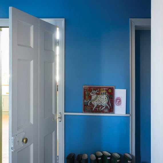 Farrow & Ball Cook's Blue lifestyle photo