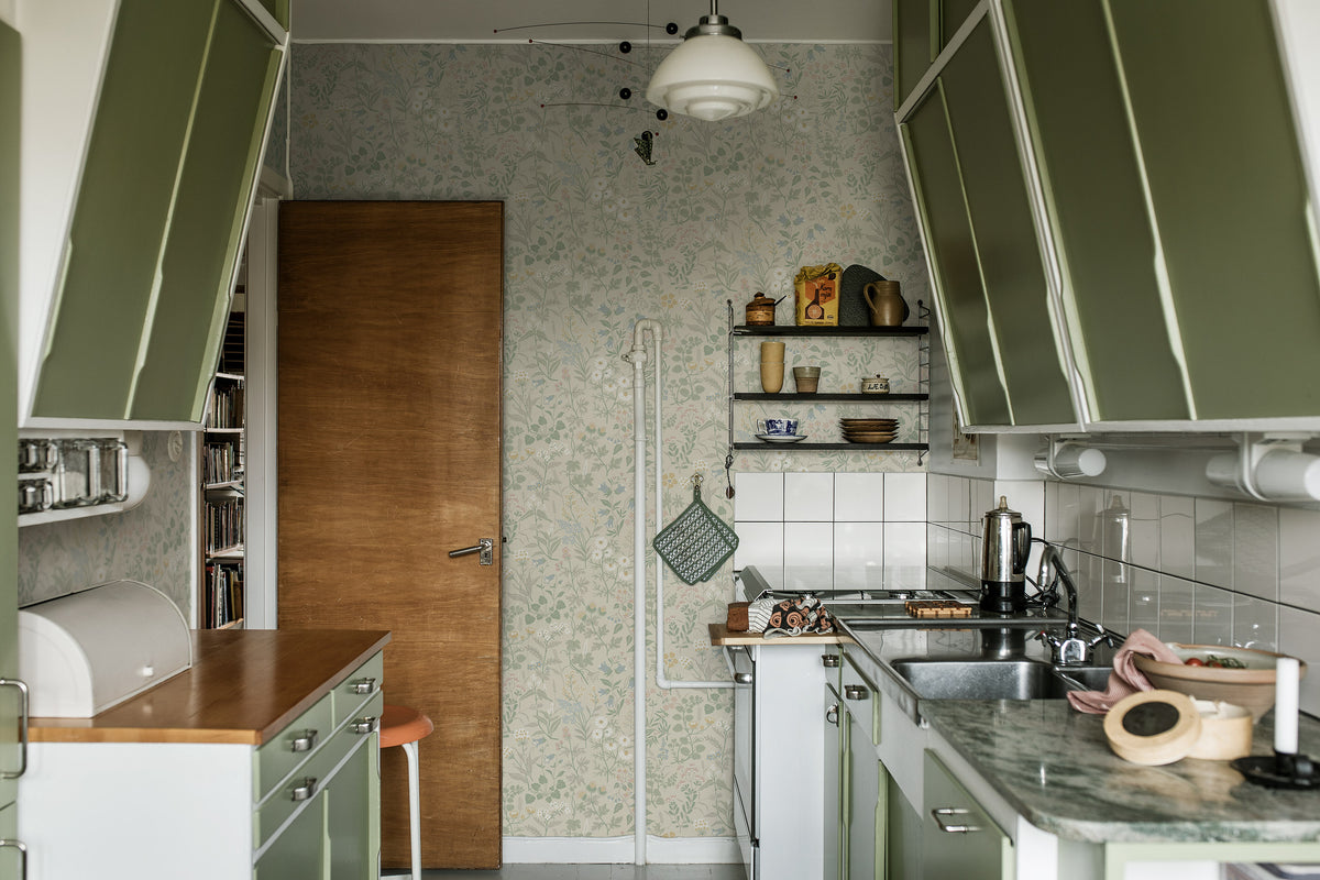 Flora - Roomshot Kitchen