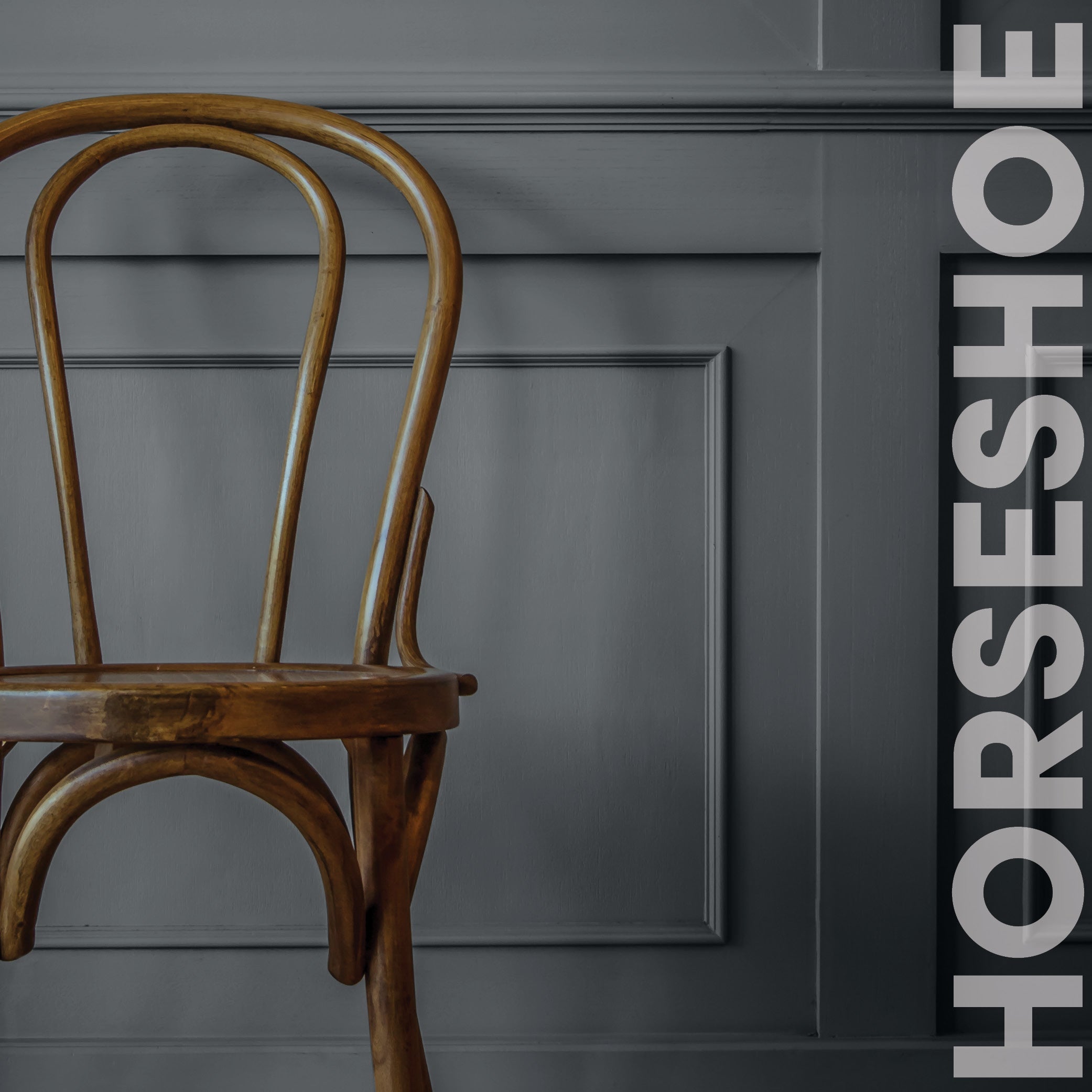 Curator Horseshoe lifestyle photo